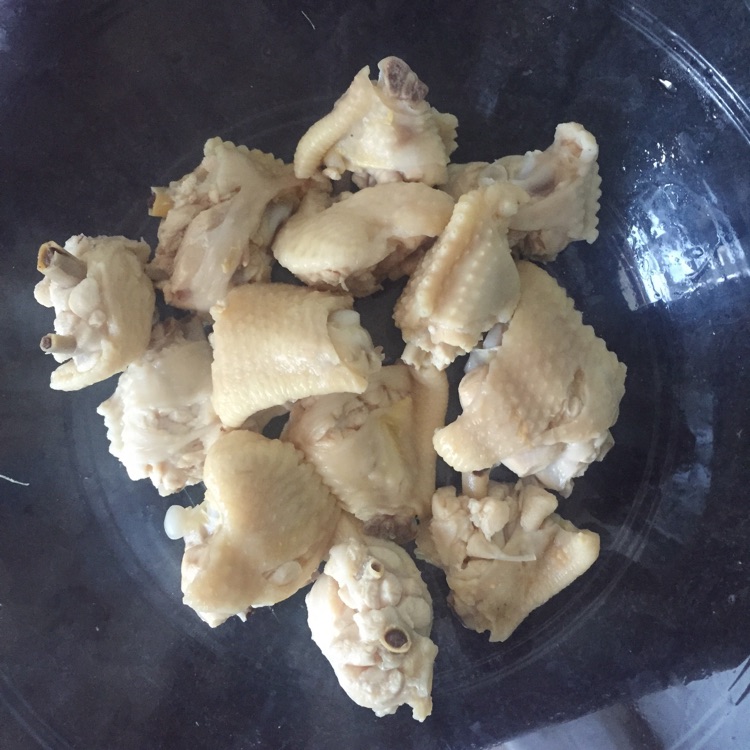 红烧鸡翅的做法图解1