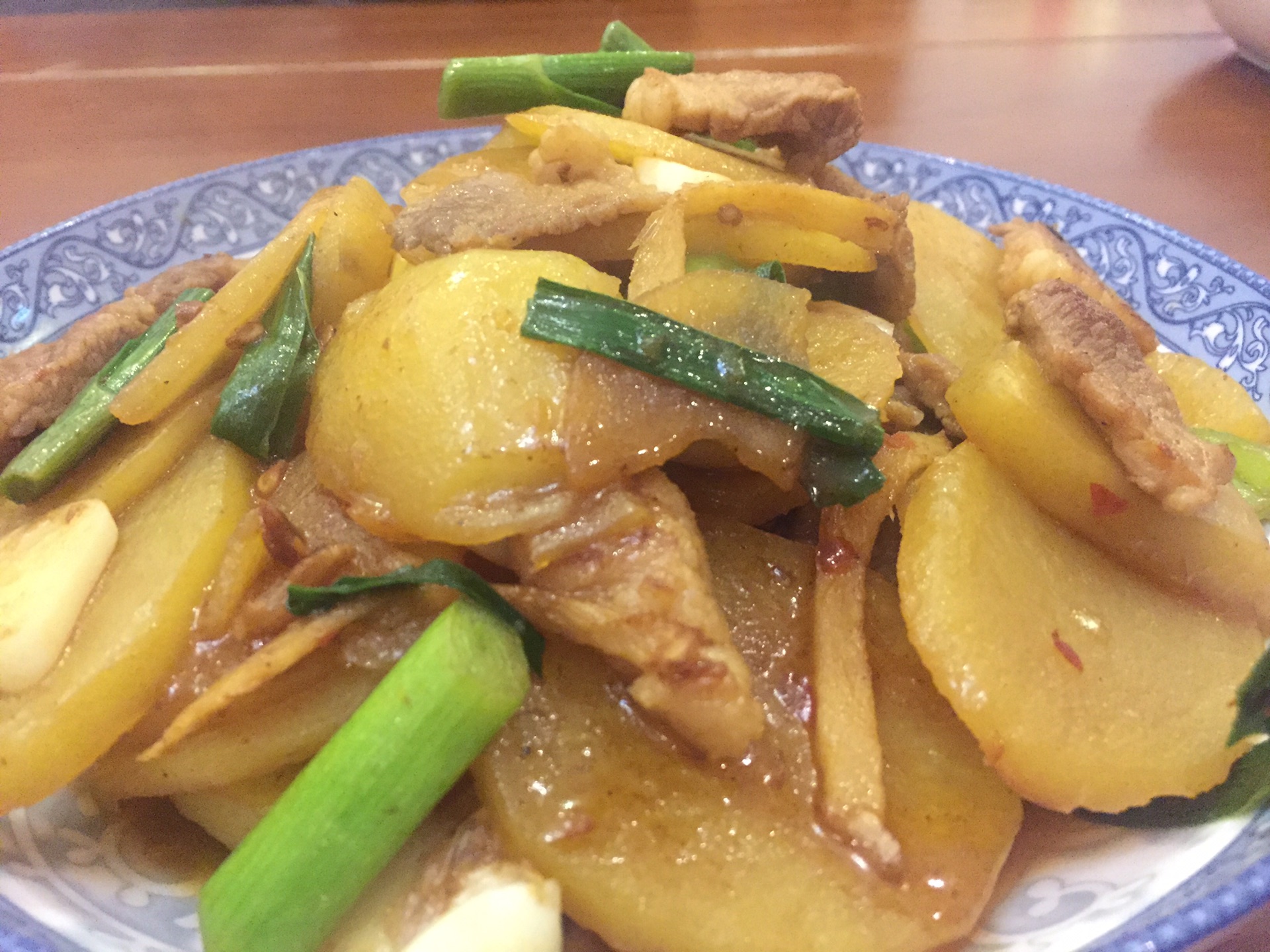 No one doesn't love potatoes and meat