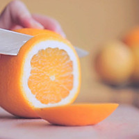 橙子西柚排毒水「厨娘物语」的做法图解1