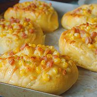 #感恩节烹饪挑战赛#玉米火腿芝士面包的做法图解9