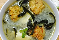 懒人食谱之海带豆腐丸子汤的做法