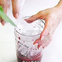 杨梅话梅冰柠气泡水的做法图解6