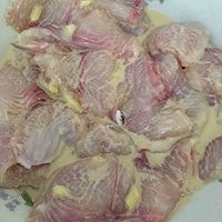 番茄鱼片的做法图解1