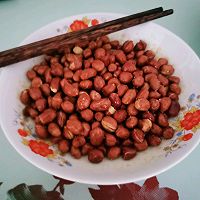 炒花生米的做法图解4