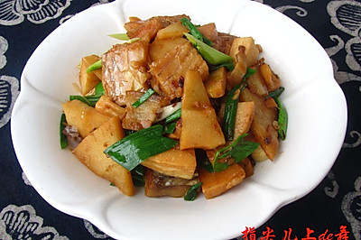 腊鱼烧笋