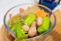 凉拌芹菜花生米的做法