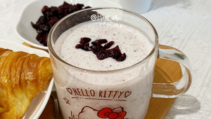 蔓越莓火龙果燕麦奶昔