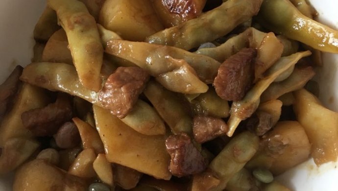 肉炖黄豆角土豆
