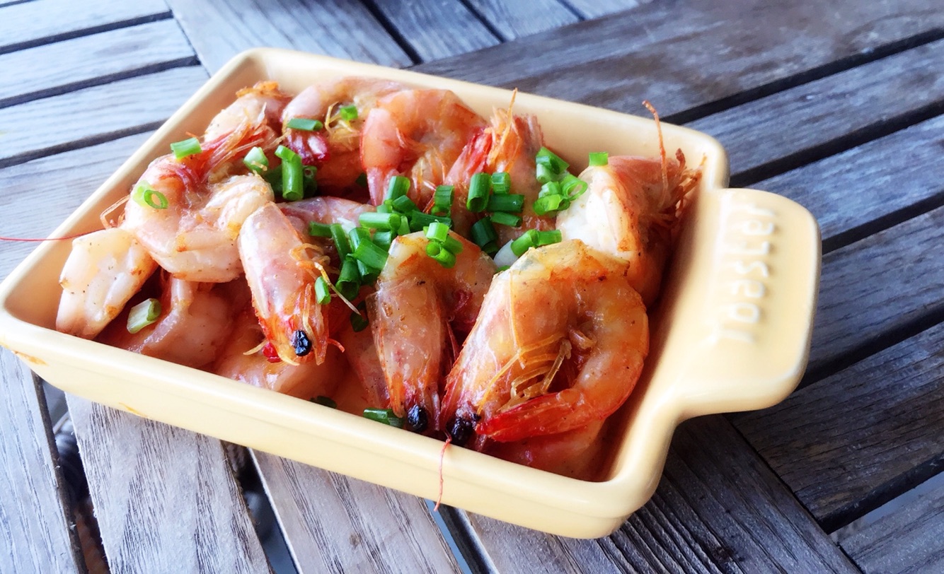 Shrimp with salt and pepper