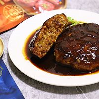 #烤究美味 灵魂就酱#日式汉堡肉：鲜嫩流汁，肉香满分！的做法图解17