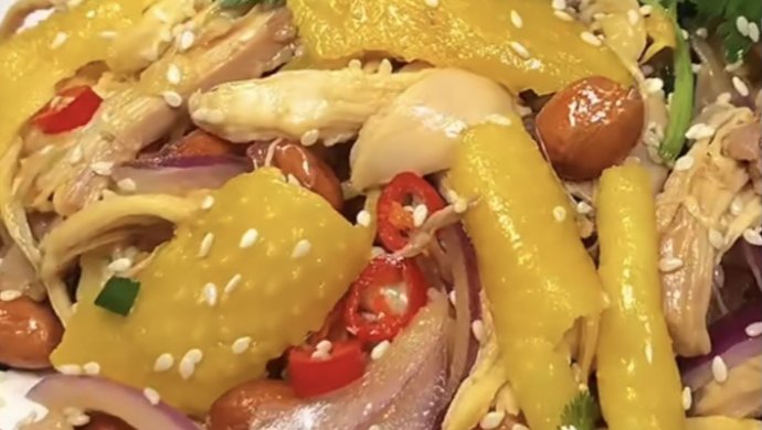 广式盐焗手撕鸡——这样做肉质更鲜嫩