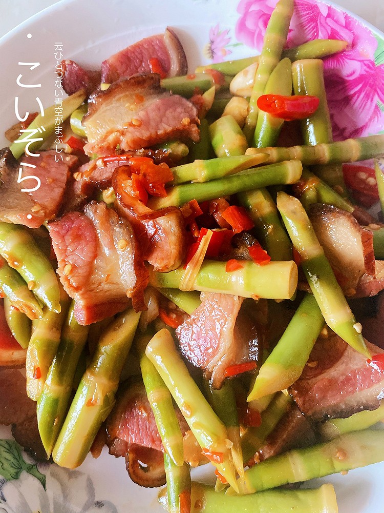 竹笋炒腊肉的做法
