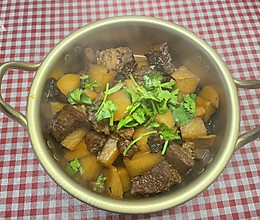 红烧牛肉炖萝卜的做法