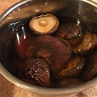 百页香菇肉卷的做法图解2