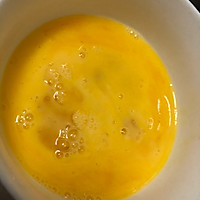 胡萝卜鸡蛋炒饭的做法图解2
