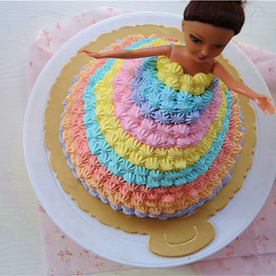 彩色芭比蛋糕