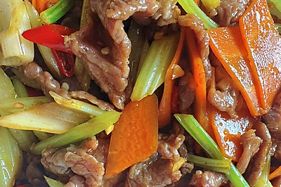 西芹炒牛肉