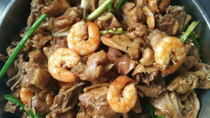 鸡肉闷虾