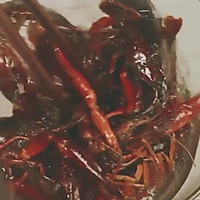 馋人夜宵：爆炒小龙虾的做法图解1