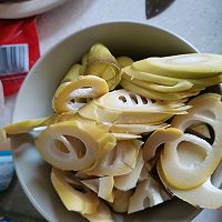 素食记—香菇烧笋的做法图解2