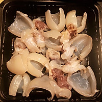 10分钟系列～～芥末秋葵炒墨鱼仔的做法图解1