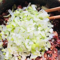 牛肉千层饼的做法图解4