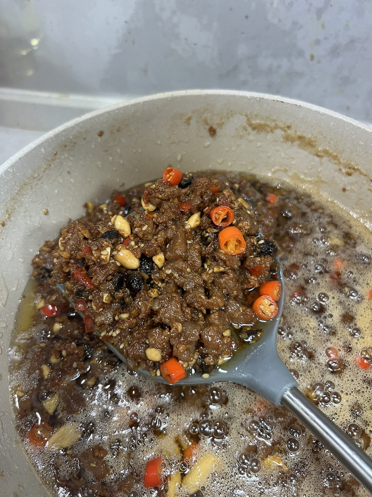 馋嘴牛肉酱的做法