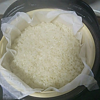 早餐糯米饭卷(蒸糯米，油条，煎蛋和炒的笋干)。的做法图解1