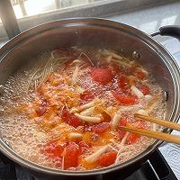#2022烘焙料理大赛料理组复赛#西红柿鸡蛋面的做法图解8