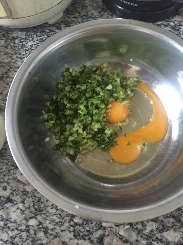 鸡蛋蔬菜饼的做法图解2