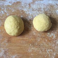 香蕉飞饼的做法图解1