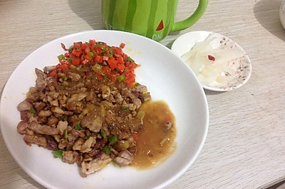 胡萝卜炒猪排骨肉