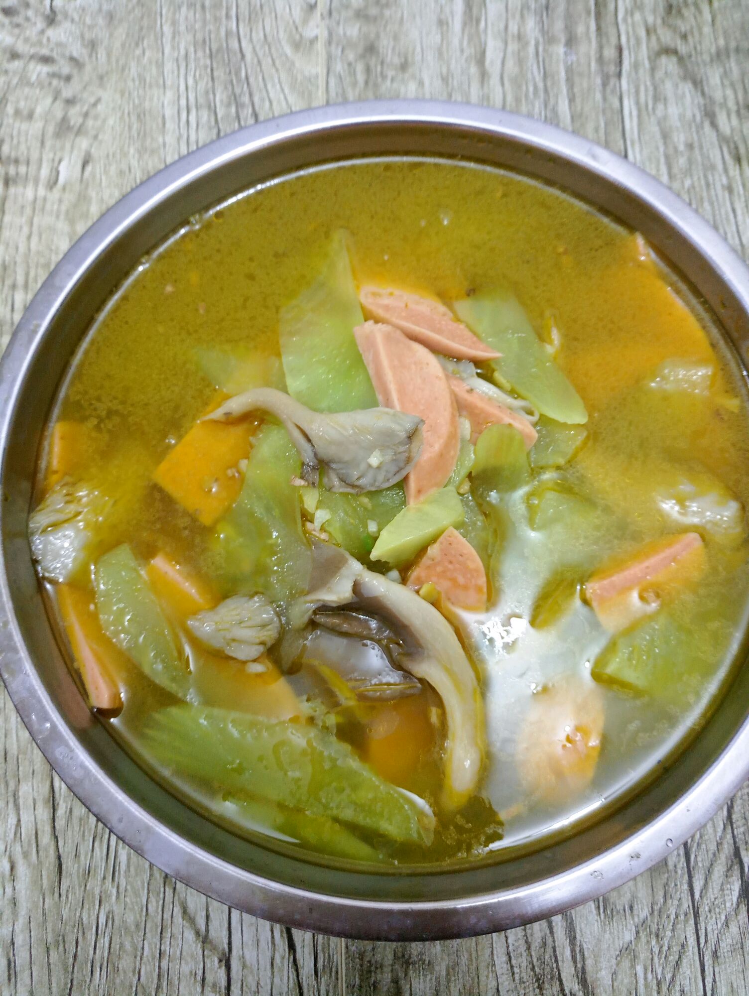 广东三鲜汤是哪三鲜（三鲜汤的家常正确步骤和做法窍门）-满趣屋