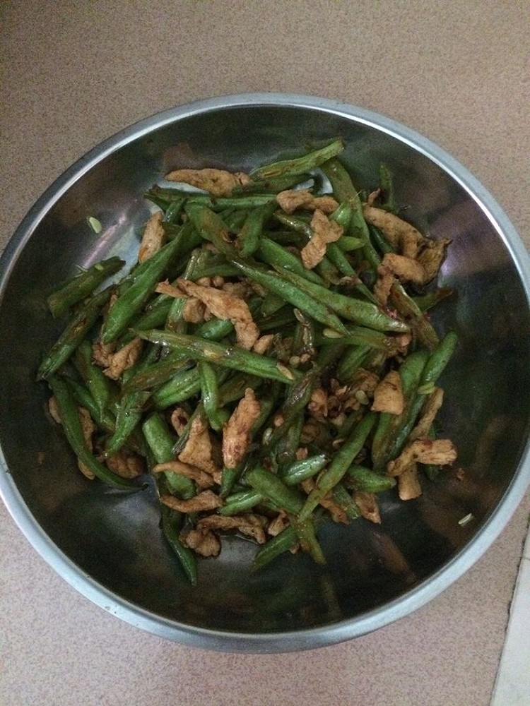 鸡胸肉炒豆角的做法