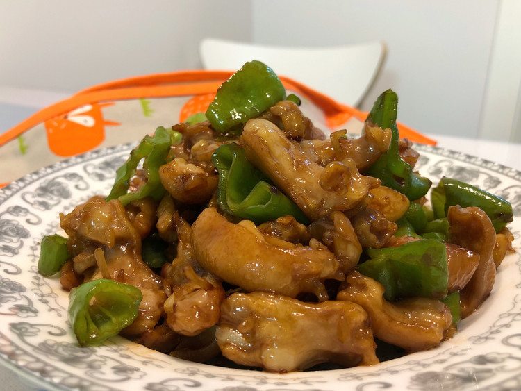 青椒鸡脚筋的做法