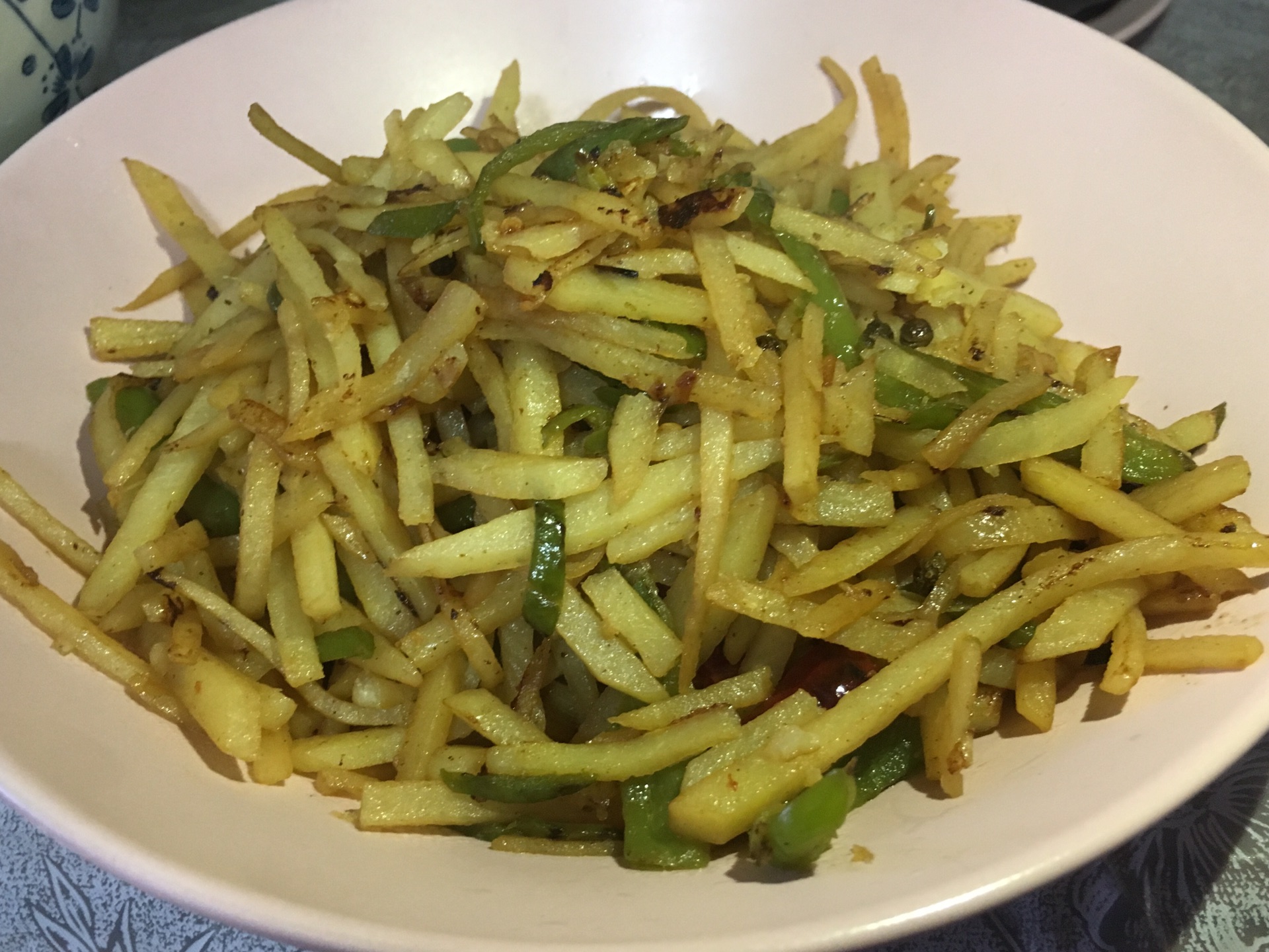 Hot and sour potato shreds