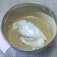 香浓的6寸中空咖啡戚风的做法图解9