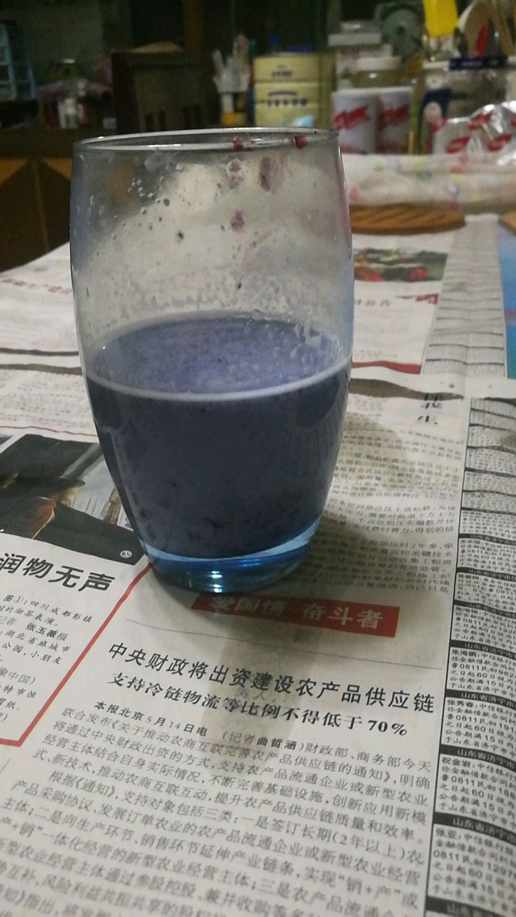 蓝莓牛奶的做法