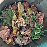 #美食说出“新年好”#圣诞跨年食谱｜法式红酒炖牛肉 软嫩入味的做法图解17