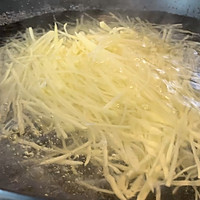 炝拌土豆丝的做法图解2