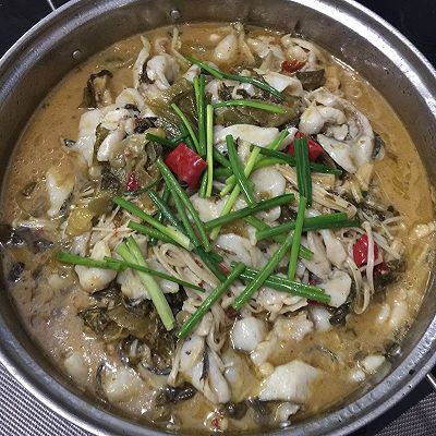 黑鱼煲（酸菜鱼）