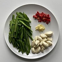 减脂1｜蒜香青椒牛肉粒的做法图解2