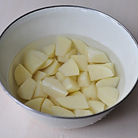 土豆烧排骨的做法图解7