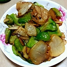 菜椒（青椒）炒土豆片