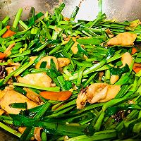 韭菜炒笔管鱼的做法图解14