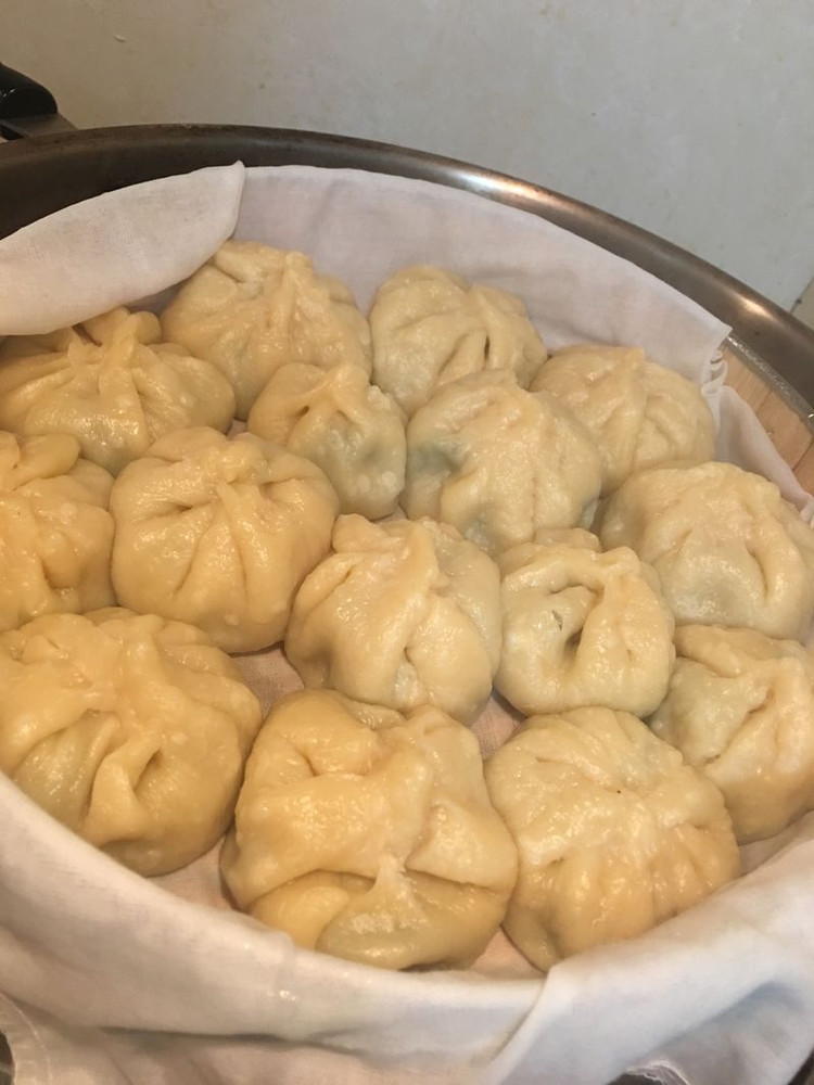 韭菜生肉包的做法