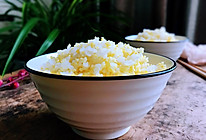 #憋在家里吃什么#金黄二米饭的做法