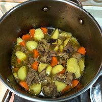 土豆牛腩的做法图解8