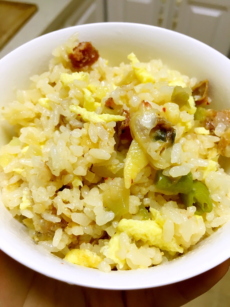 电饭煲炒饭
