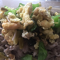 青椒鸡蛋荞麦面的做法图解5